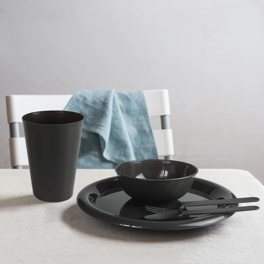 Plastic 24-Piece Dinnerware Set (Service for 4)